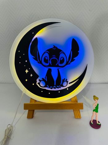Cadre lumineux (led) réalisé sur disque vinyle 33T silhouette Stitch