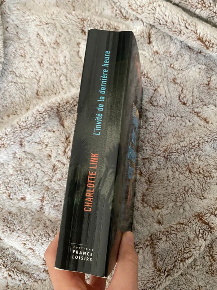 Livre étranger à Berlin de Paul Dowswell - photo numéro 5