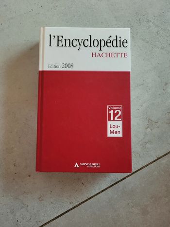 Livre encyclopédie hachette volume 12