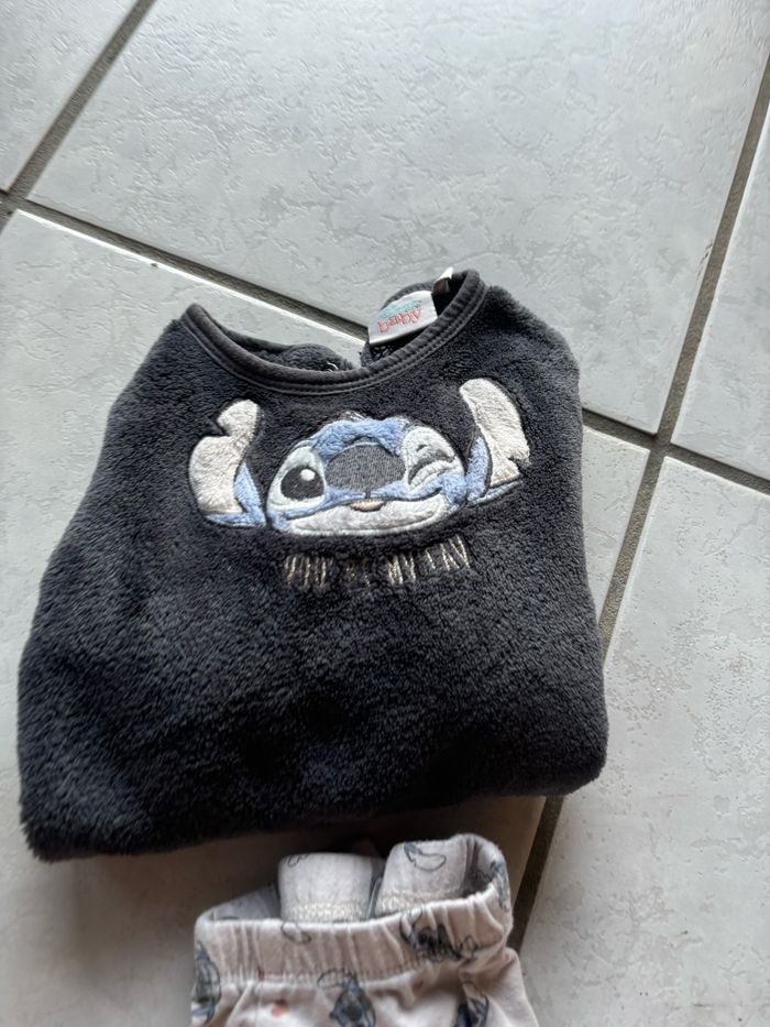 Lot pyjama et bodies - photo numéro 7