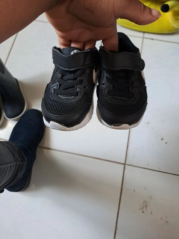 Lot chaussures taille 21 - photo numéro 5