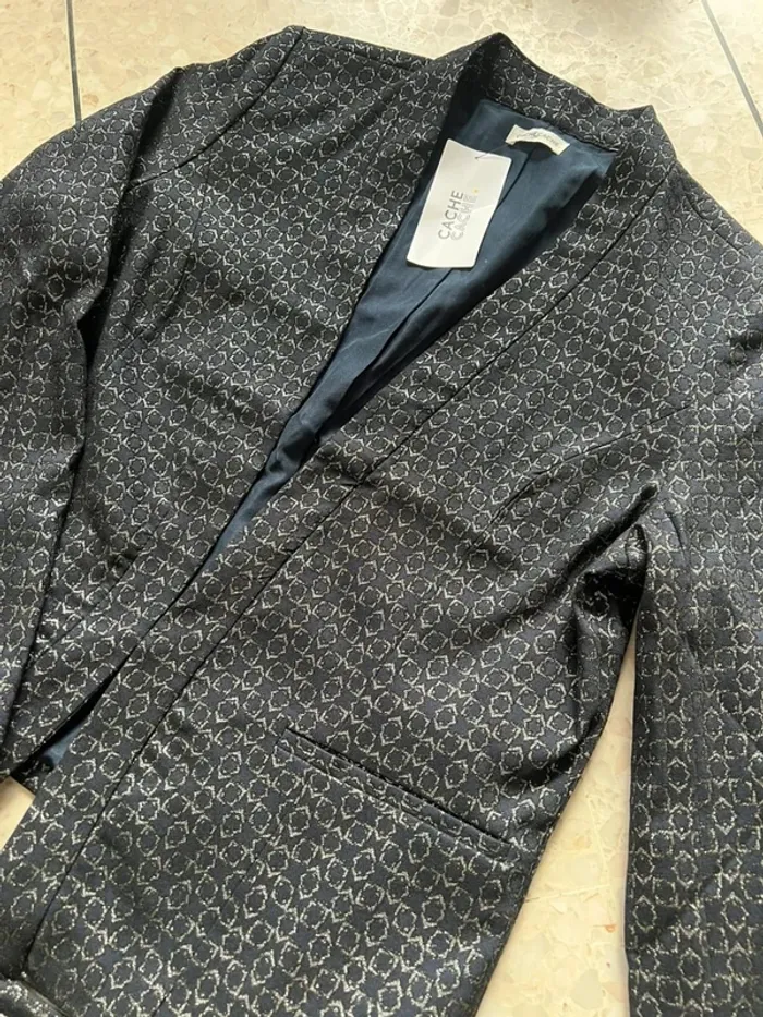 SOLDE Blazer taille 44 . Cache cache - neuf - photo numéro 3