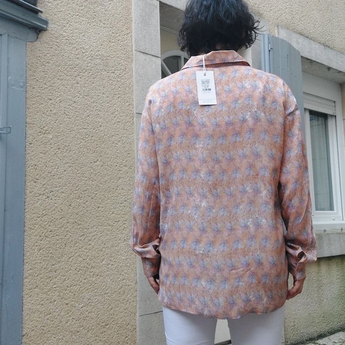 Superbe chemise valeur 75€ - photo numéro 4