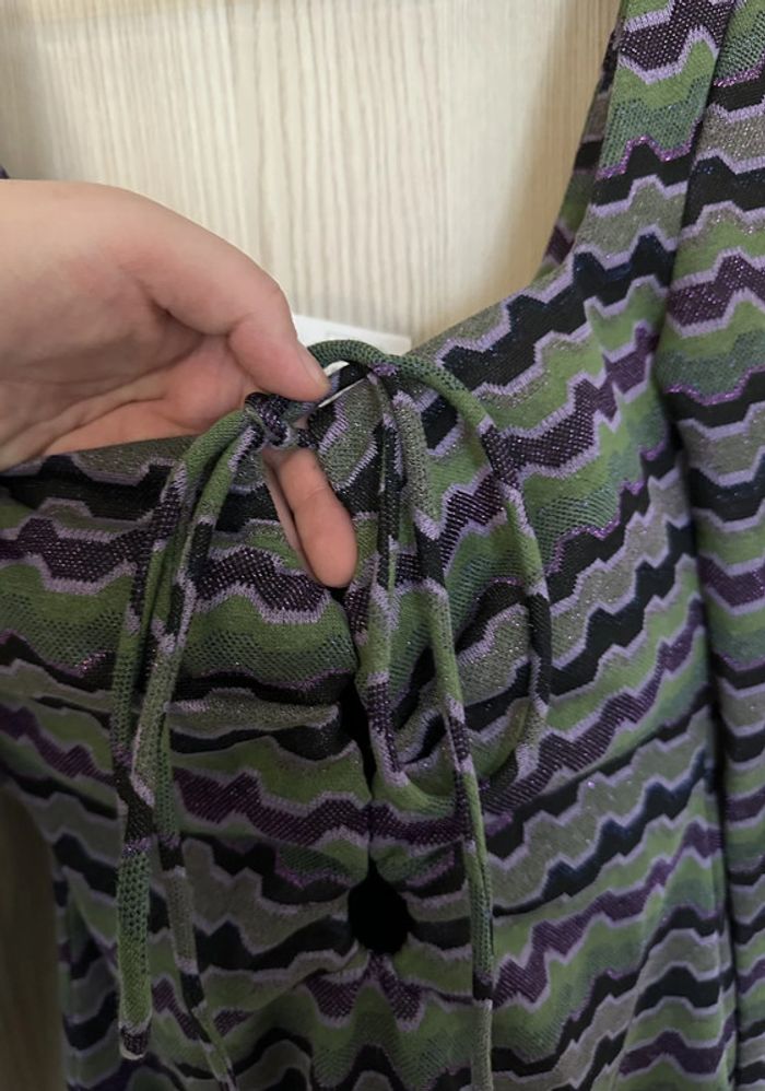Robe courte manches longues avec ouvertures sur le devant vert et violet taille S ZARA - photo numéro 4