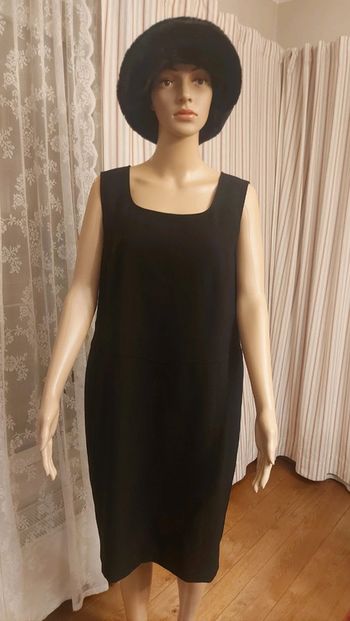 Robe noire Th.Braun t 44