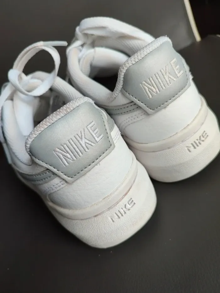 Baskets Nike court - photo numéro 5