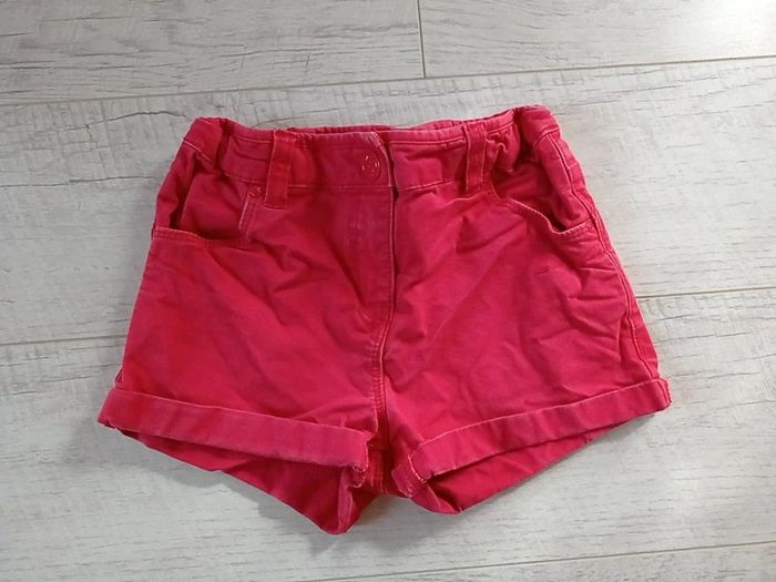Short fille 8 ans