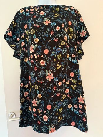 Robe noire fleurie Lpb