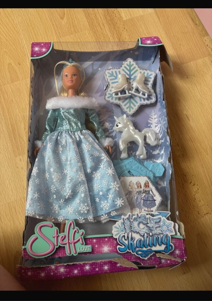 Barbie reine des neiges