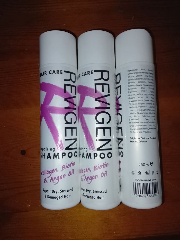 Shampoing  REVIGEN  pour cheveux sec lo