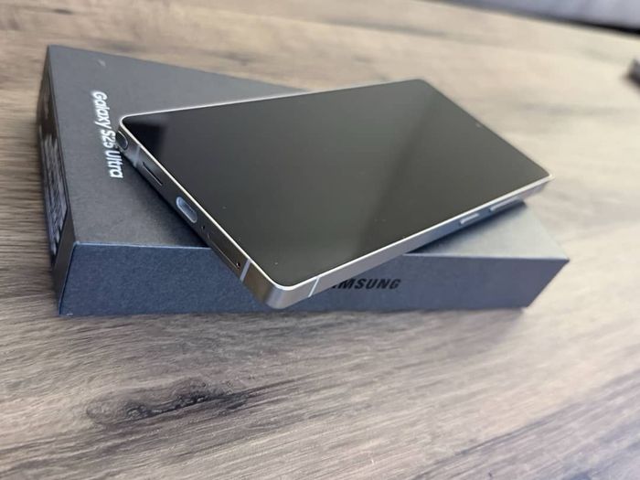 Samsung Galaxy s25 ultra - photo numéro 3