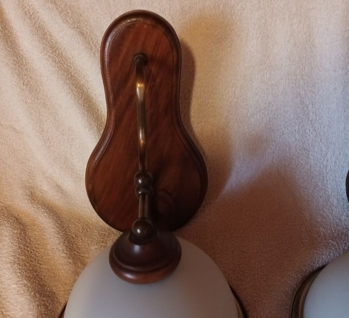 Lot 2 appliques Bois et verre blanc opaque - photo numéro 3