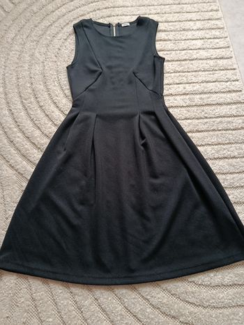 Robe noire TXS