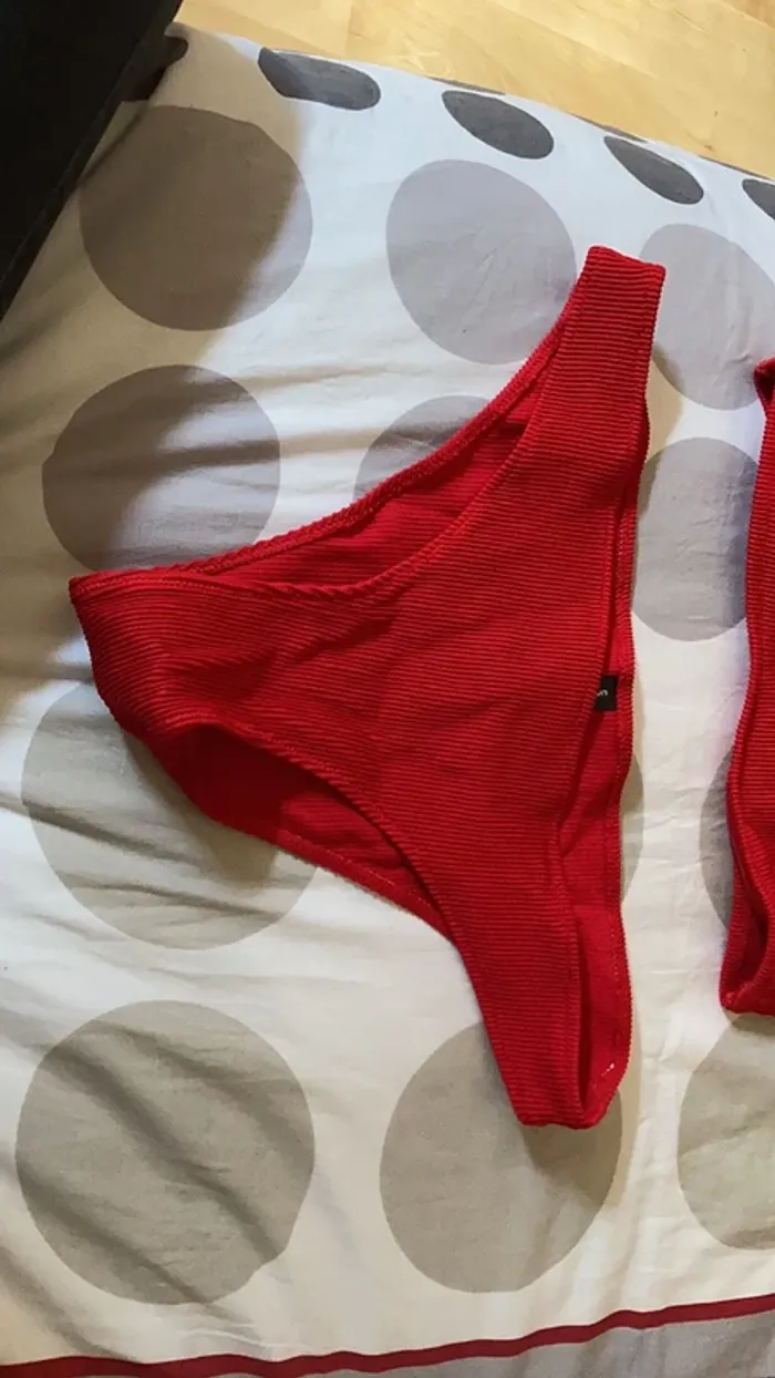 maillot de bain rouge - photo numéro 2