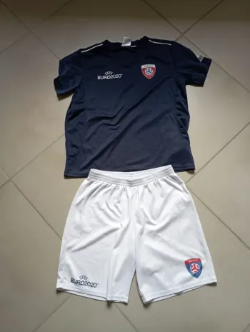 Ensemble T-Shirt + short foot bleu/blanc 12-14 ans