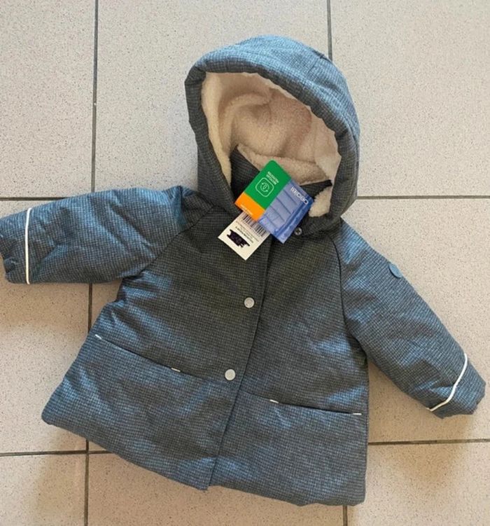 Manteau veste avec capuche hiver Obaibi Obaïbi taille 6 mois val 39,9