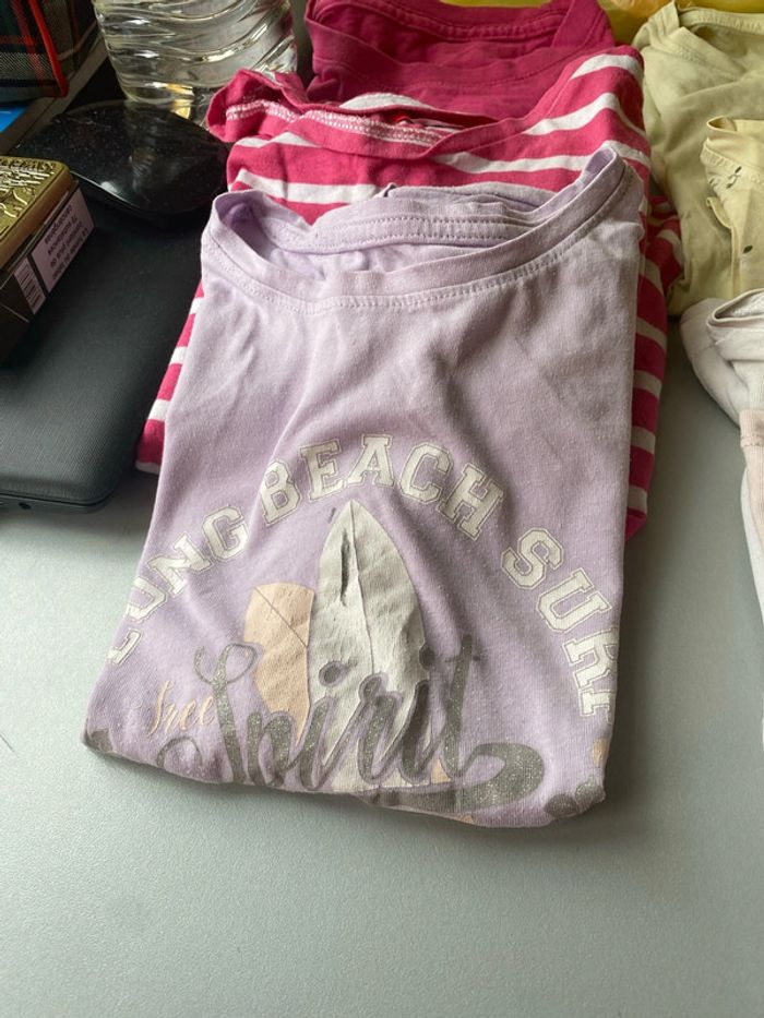 Lots 11 teeshirt taille 8 ans - photo numéro 2