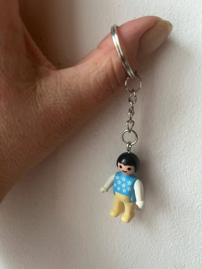 Porte clé playmobil bébé