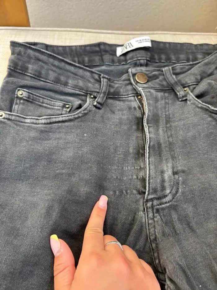 Jean noir zara taille 38 - photo numéro 6