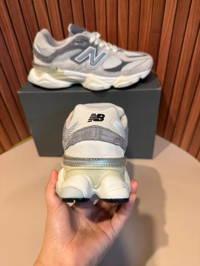 New Balance 9060 Gris 39.5 - photo numéro 4