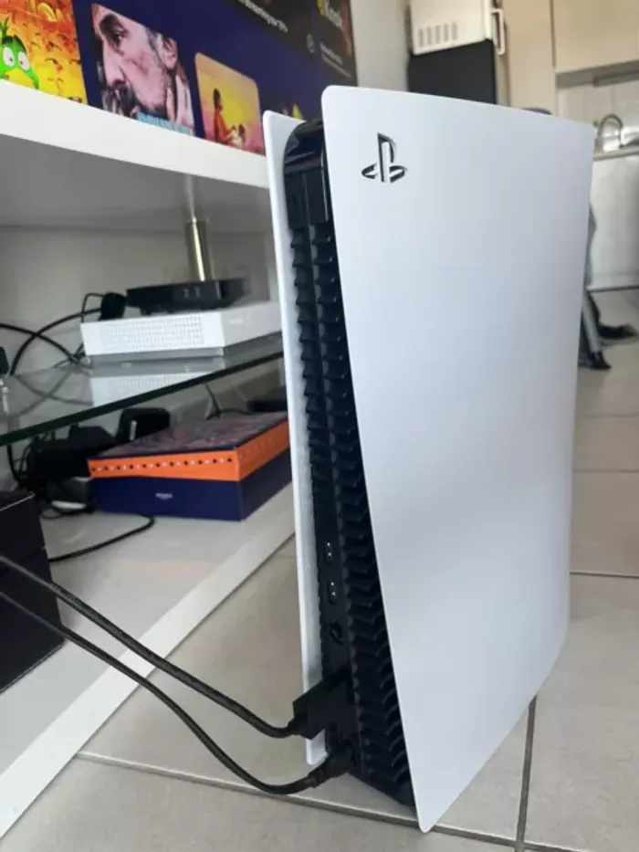 PlayStation 5 - photo numéro 2