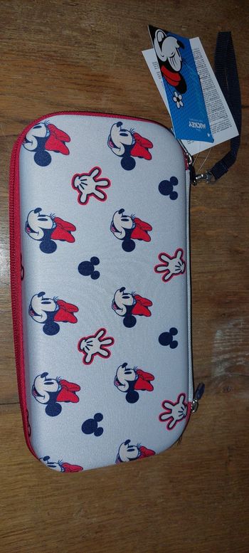 Housse nintendo switch Disney Minnie