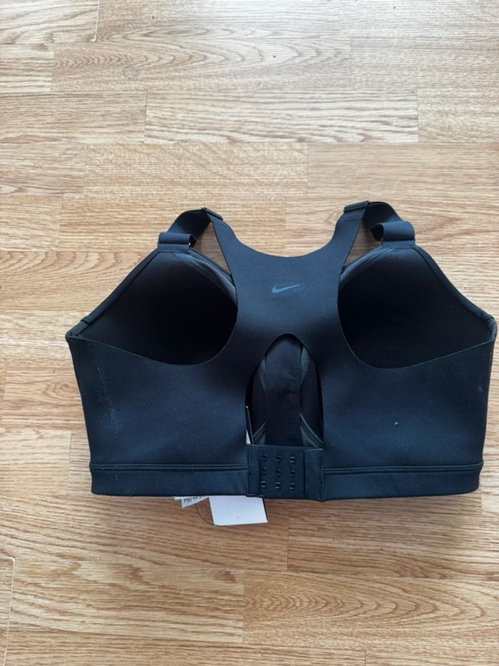 Brassière sport Nike dri-fit L - photo numéro 2