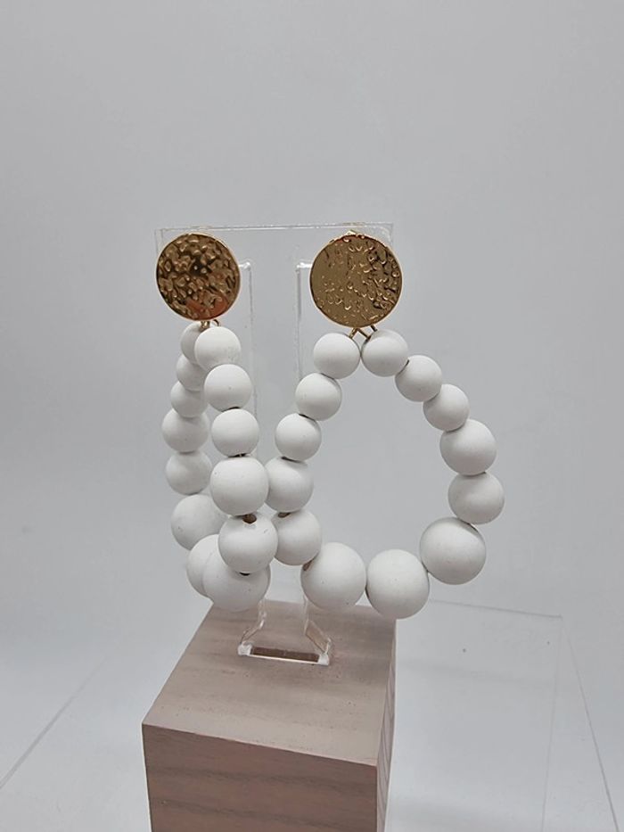 Paire de boucles d'oreilles pendantes - photo numéro 3