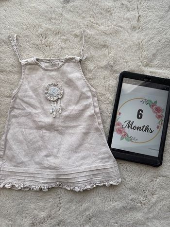 Robe été printemps - bébé fille - très bon état  6 mois