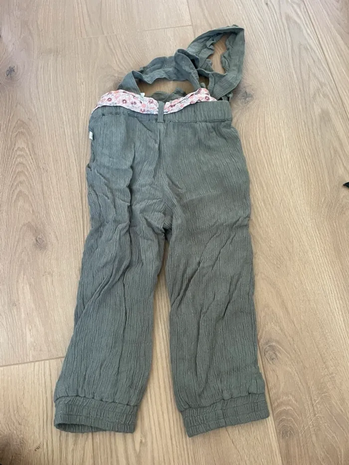 Combinaison pantalon 2 ans - photo numéro 3