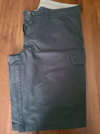 Short cargo homme
