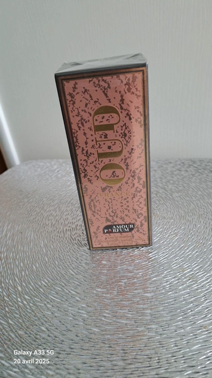 Eau de parfum oud orientale neufs - photo numéro 3