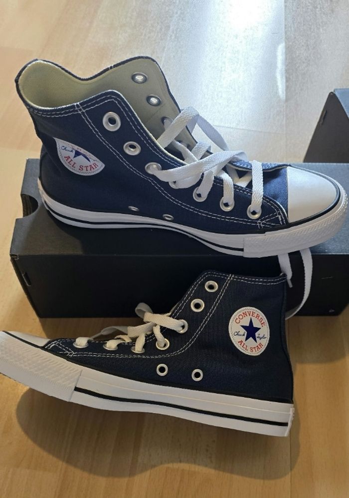 Neuves (non portées) 🏷😍🤩baskets converses Pointure 36.5😍🤩 - photo numéro 2
