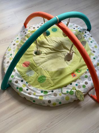 Tapis d’éveil Vertbaudet