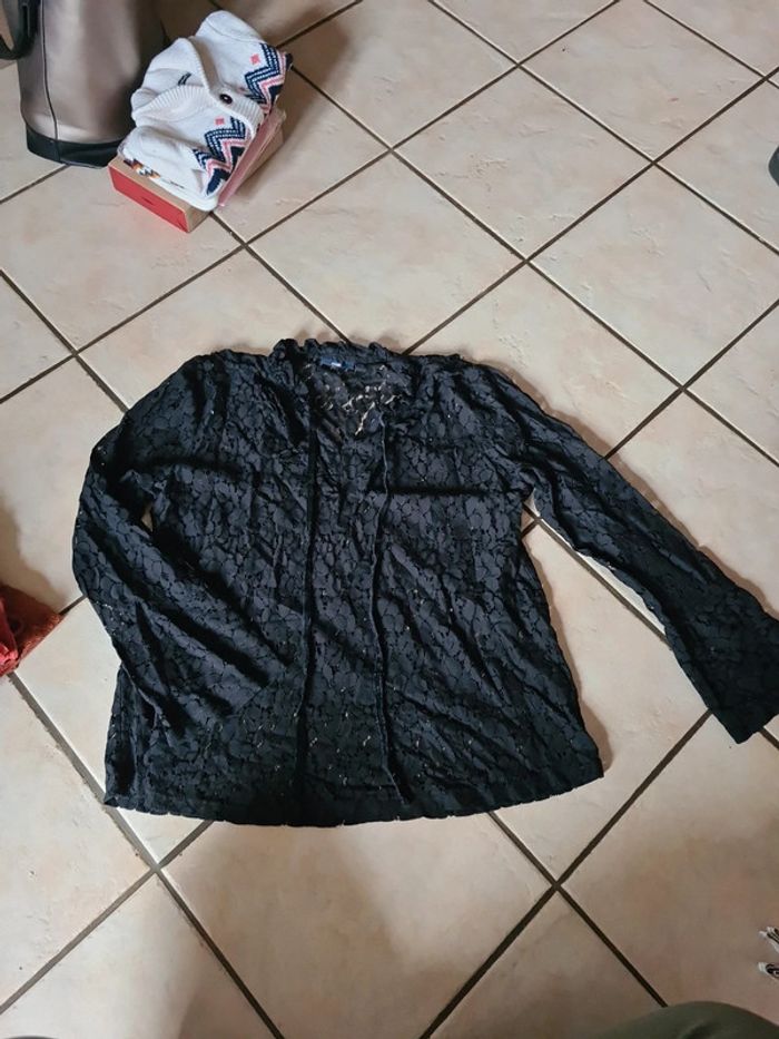 Haut dentelle kiabi noir 46 xl