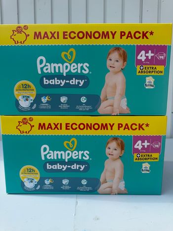 Couche taille 4+ Pampers