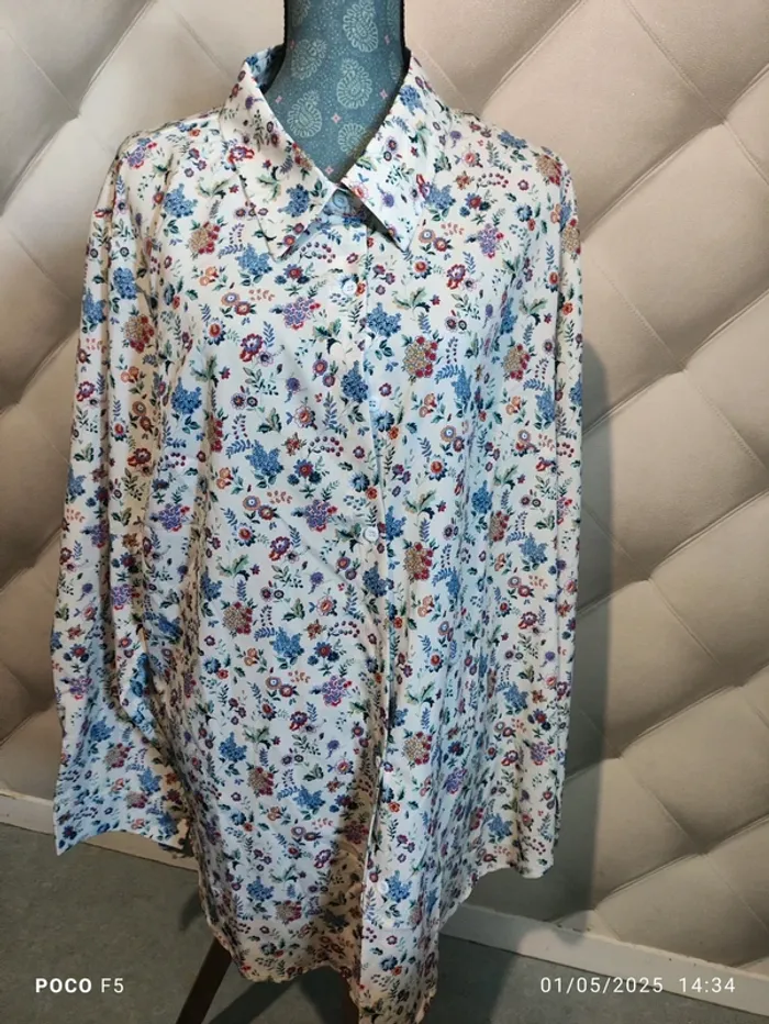 Chemise taille 5XL/ 56 manches longues Fleurie  bouton - photo numéro 6