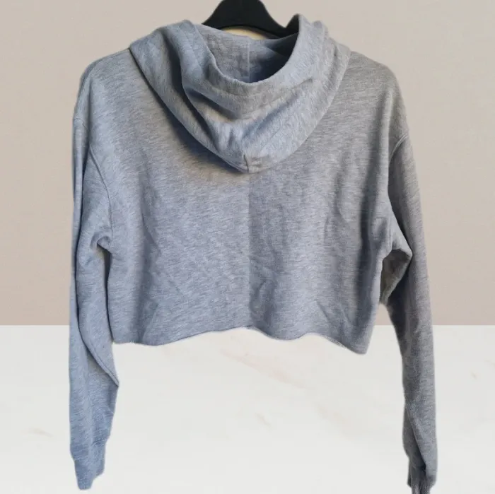 Magnifique pull court à capuche Mickey gris - Bershka - Taille S - photo numéro 3