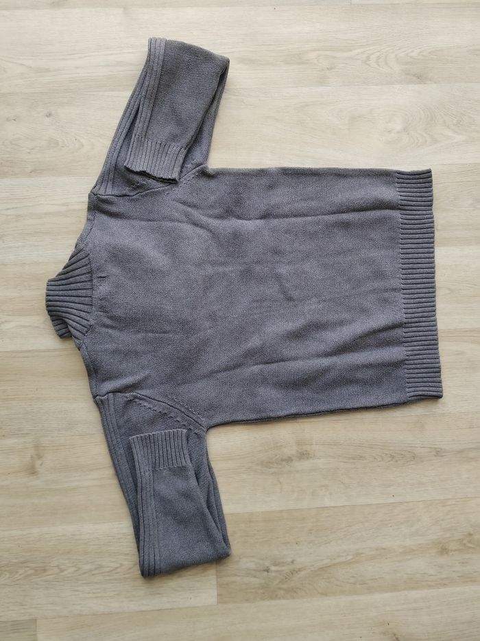 Pull gris garçon - photo numéro 2