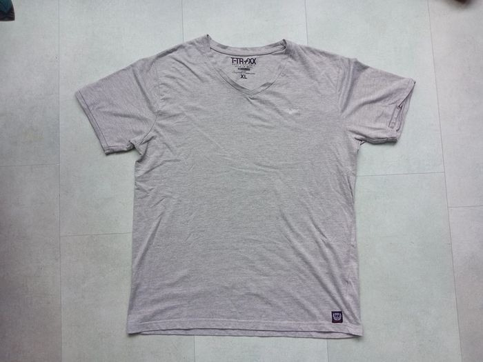 T shirt manches courtes taille XL