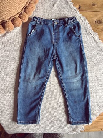 Jean ZARA 3 4 ans 104 cm loose & confortable Très bon état