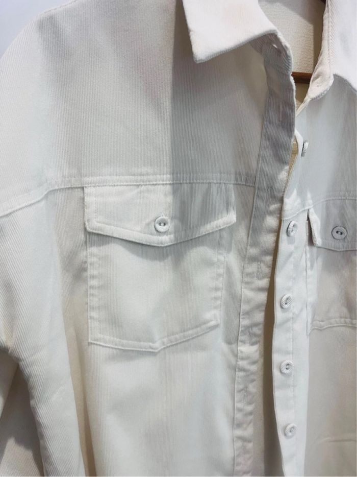 Veste chemise velours côtelé blanche oversize écru stradivarius - photo numéro 3