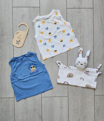 2 Débardeurs Bébé e Gémo