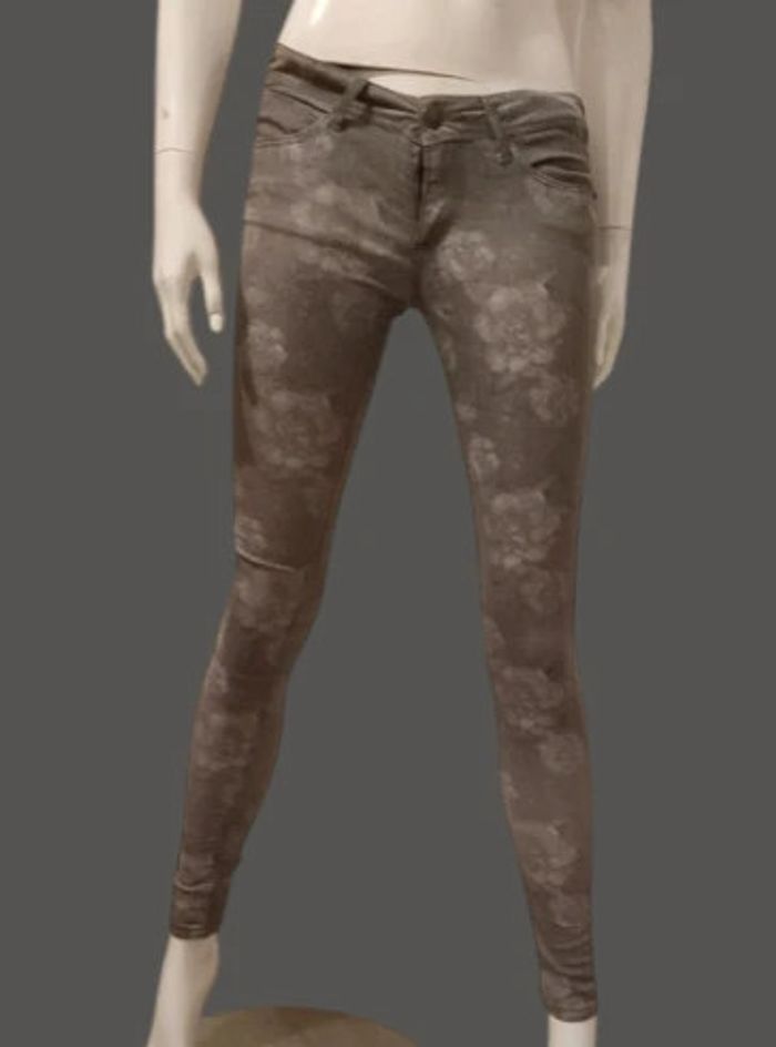 Jean fleuri Bonobo