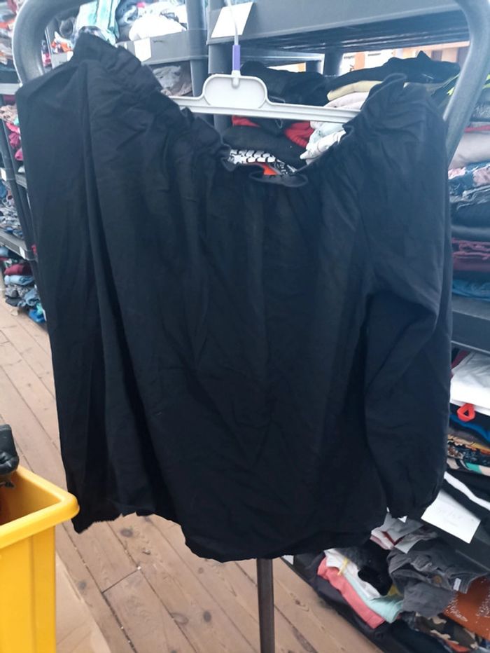 Tee shirt taille M avec un peu de dentelle - photo numéro 8