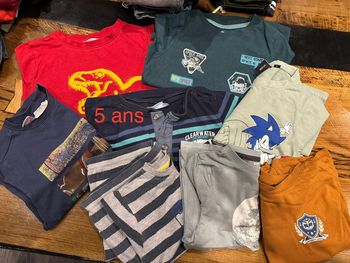 Lot 8 tshirts manches