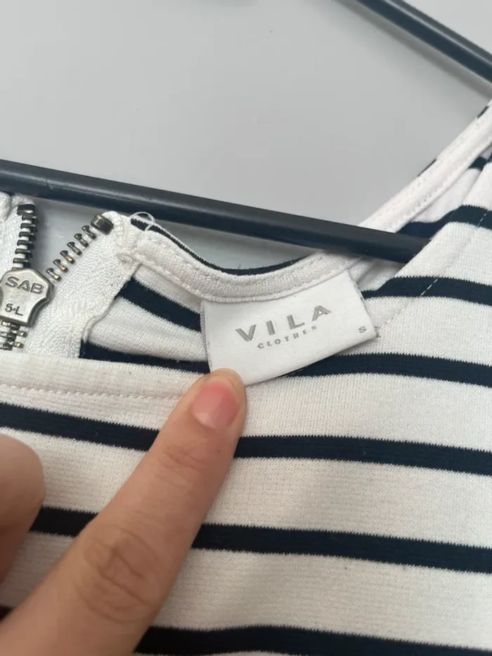 Robe Vila taille S - photo numéro 2
