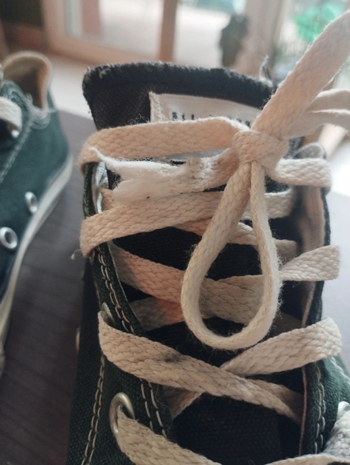 Converses noires - photo numéro 11