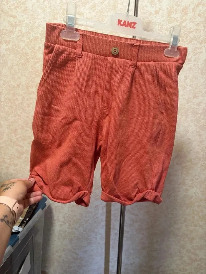 Short taille 10ans marque kiabi