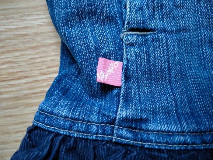Lot de 2 robes en jean.
Taille 3 ans - photo numéro 5